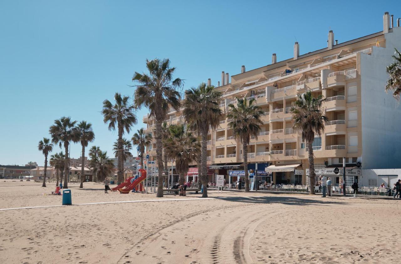 Infinity Beach Torrevieja Luaran gambar