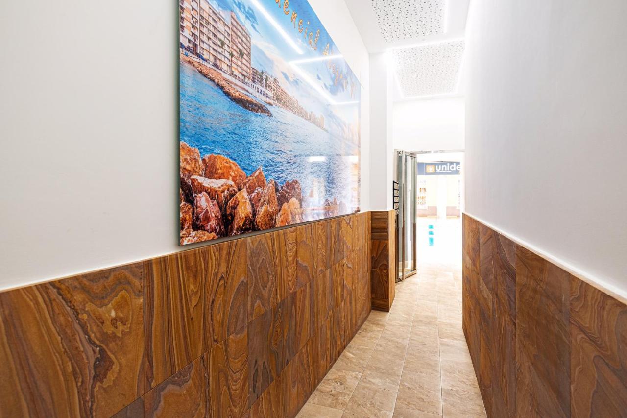 Infinity Beach Torrevieja Luaran gambar